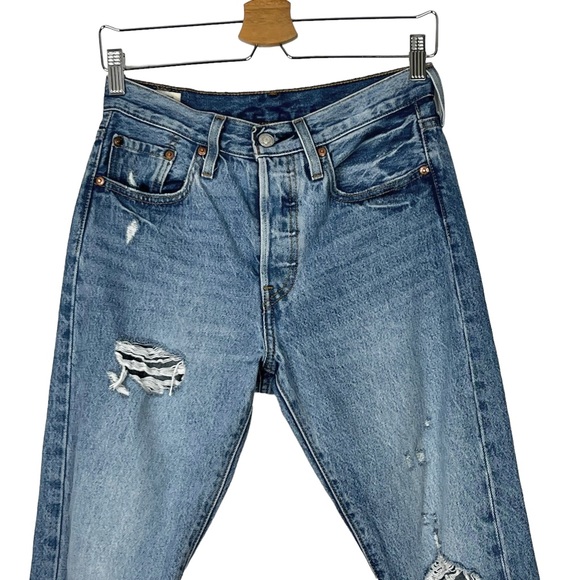 Levi’s 501 Button Your Fly Skinny Distressed Ankle Jeans - Picture 7 of 16